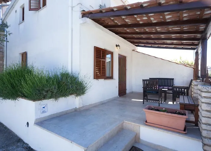 Διαμέρισμα Two Bedroom Apartment H2 *