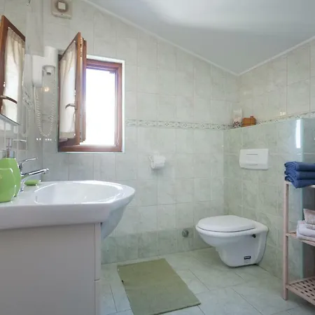 Two Bedroom H2 * Rovinj
